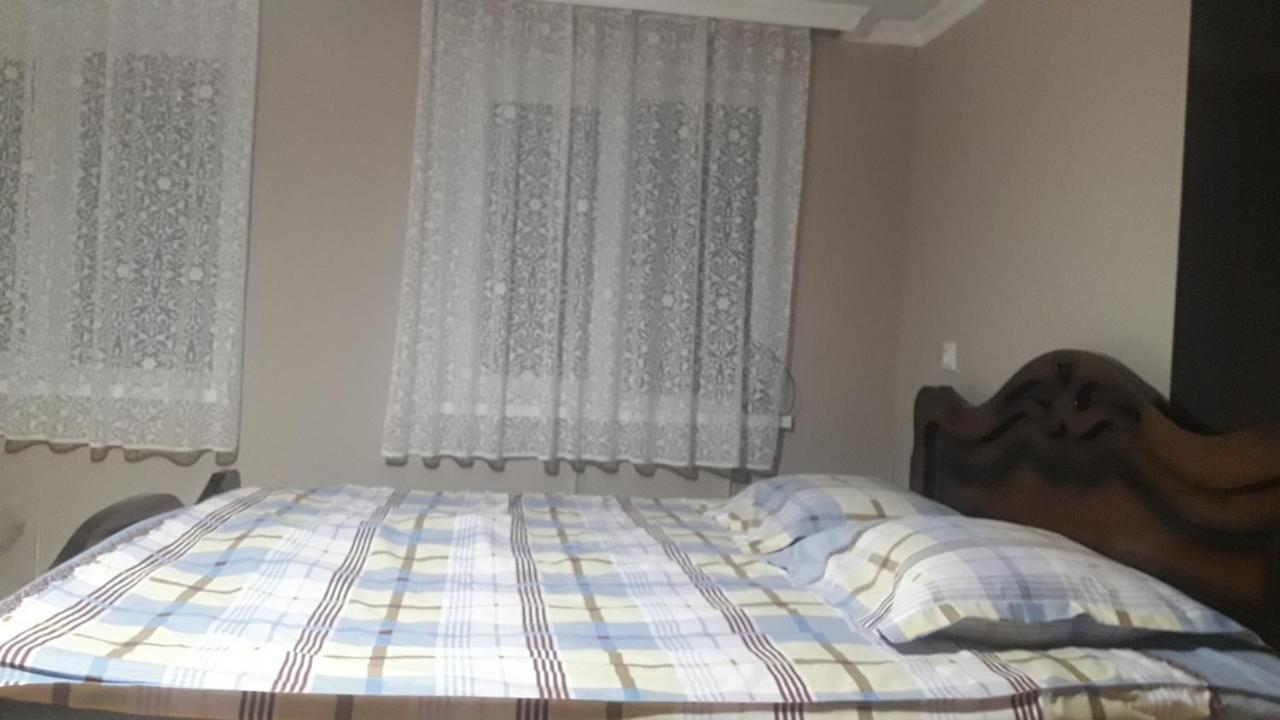 Ni- Ke Tskaltubo Quarto foto